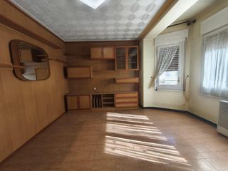 Etagenwohnung in Col·legis Nous. Gran oportunidad en mollet del valles