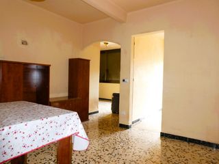 Flat in Montornès del Vallès. Oportunidad para inversores y reformistas!