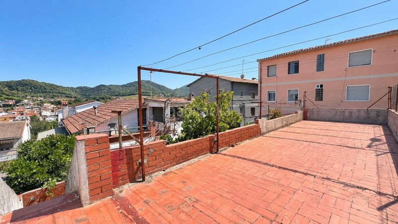 Foto a7f9a5b7-7d0e-4ea4-993f-90e9e5099cd8. Casa amb aparcament a Martorelles
