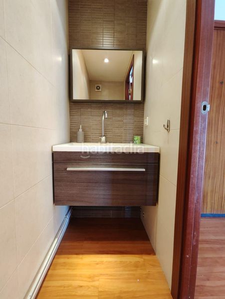 Foto c70dddda-d06e-43a6-8790-2fe2291e1593. Piso  dúplex de dos habitaciones con plaza de aparcamiento en Montmeló