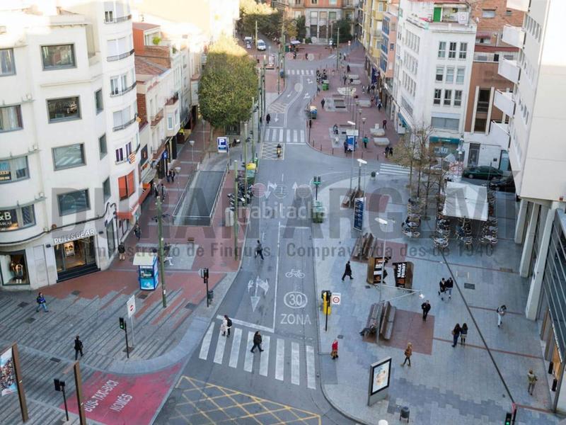 Foto 997279dc-4a66-4c65-94d8-6acd5d41d7e5. Locale commerciale in Barri del Centre Terrassa