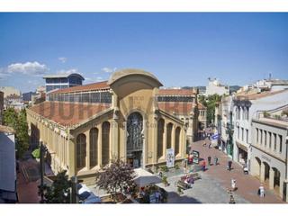 Locale commerciale in Barri del Centre