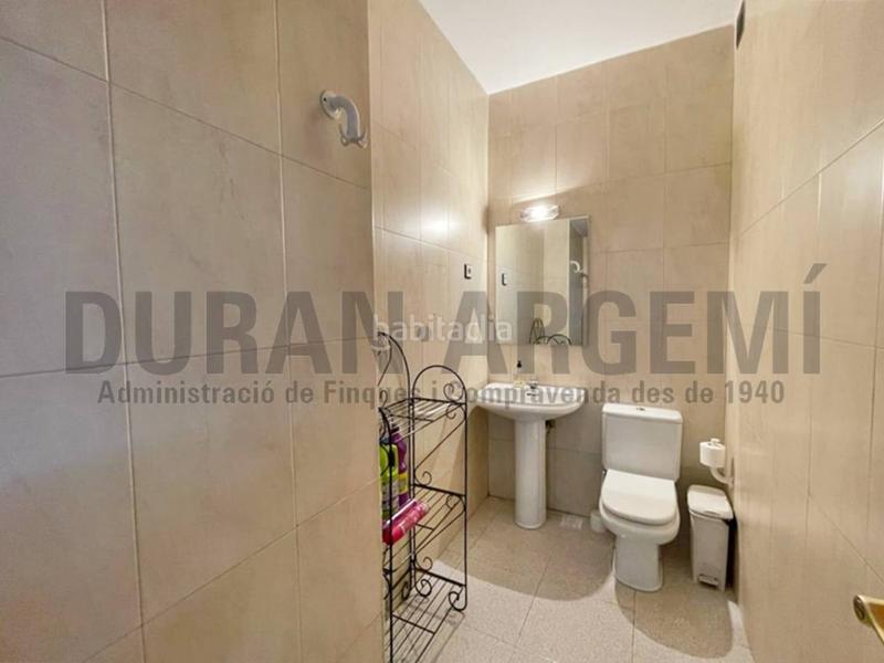 Foto e553a133-4304-42e4-bf12-d45456fa3c1e. Affitto ufficio in Barri del Centre Terrassa