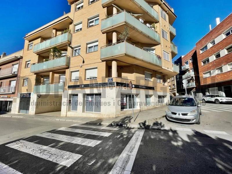 Foto ae3efd23-d212-41c2-823b-d35394fd0ba8. Lloguer oficina a Barri del Centre Terrassa