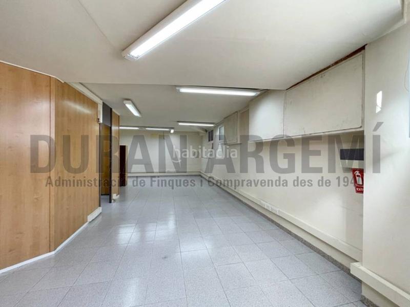 Foto 22e60bf6-876b-4878-8679-e68862850388. Miete büro in Barri del Centre Terrassa