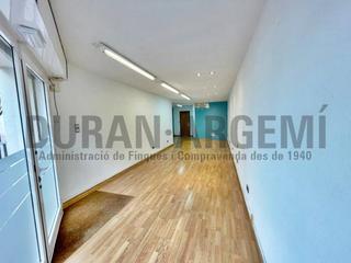 Lloguer Local Comercial  La rasa. Local en alquiler en el centro