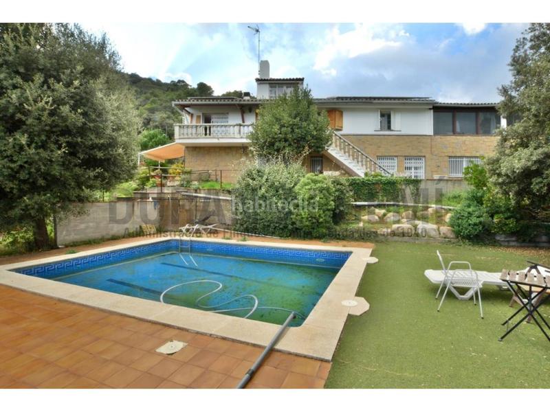 Foto 252255cf-a0bf-441a-b7fb-1c0716c57c8c. Casa  en venta en Matadepera