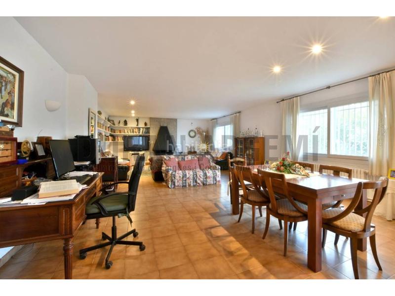 Foto 9eae3b28-1d39-4db1-b609-968717f0816c. Casa  en venta en Matadepera