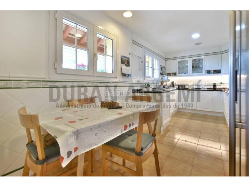 Foto a5f5d0f7-1657-49c5-a0a2-3af3e4b2e985. Casa  en venta en Matadepera