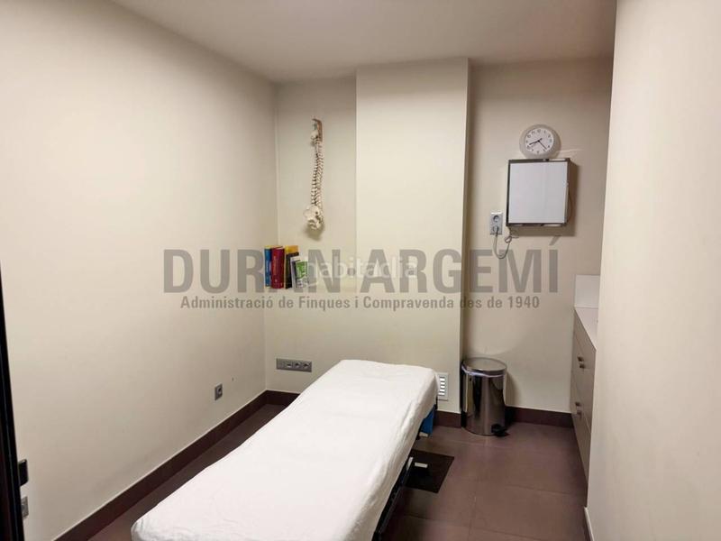 Foto f68836cd-0f55-414a-96a8-09991e63f775. Local comercial a Centre Rubí