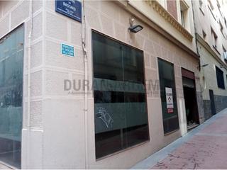 Lloguer Local Comercial  Baix. Local en alquiler en el centro