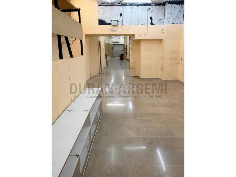 Foto 0369ec22-5598-4ec4-8b11-a79f342225c8. Alquiler local comercial  en alquiler en el centro primera línea comercial en Terrassa
