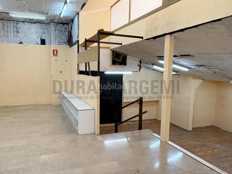 Foto fd5d149e-b5bb-4404-8895-07ea0c947922. Alquiler local comercial  en alquiler en el centro primera línea comercial en Terrassa