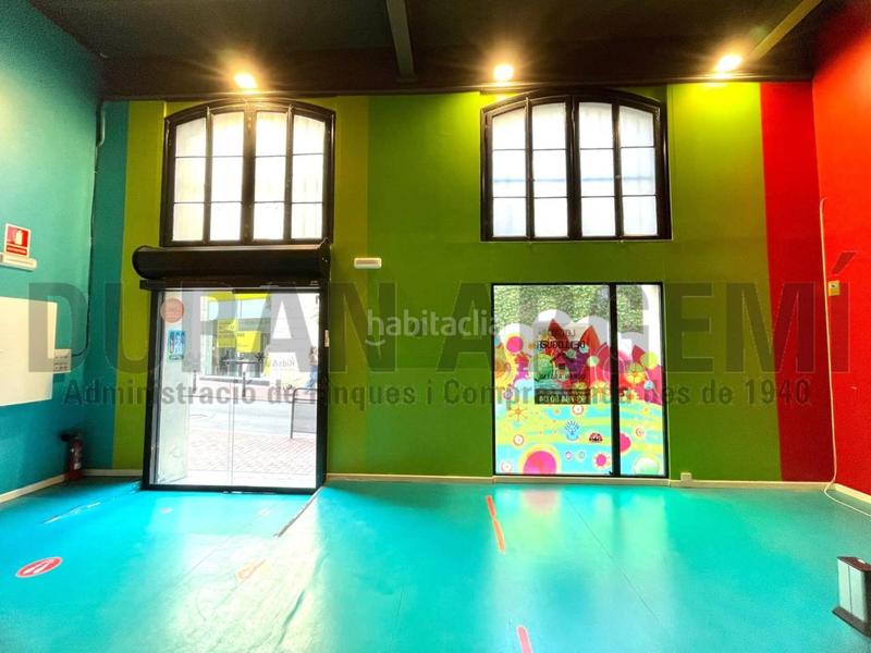 Foto 2b087bd0-ba87-40ce-8986-d2af59eb27e3. Alquiler local comercial local en alquiler calle puignovell en Terrassa