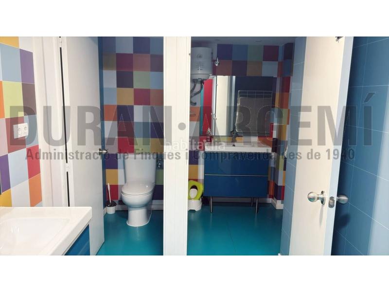 Foto 32e12b98-32df-44ff-a5fc-ffc28459418e. Alquiler local comercial local en alquiler calle puignovell en Terrassa