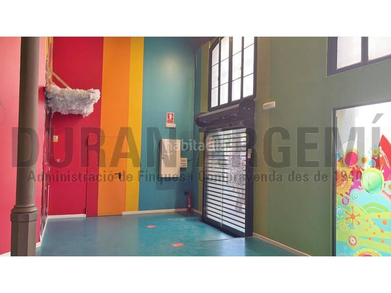 Foto f1b6233f-ab20-4b75-aa7e-6244327607e4. Alquiler local comercial local en alquiler calle puignovell en Terrassa