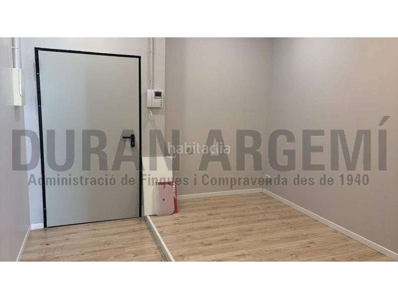Foto 98f2bc29-f4a0-4b8a-aa4a-757d24d8a41a. Alquiler oficina  de alquiler en calle puignovell en Terrassa