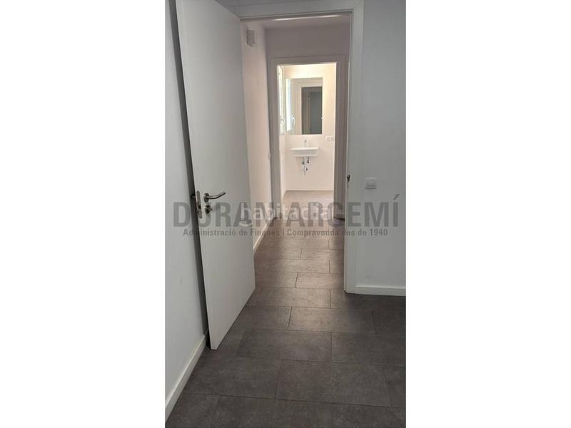 Foto ab11638e-7593-4066-820a-2af0b1bc758c. Alquiler oficina  de alquiler en calle puignovell en Terrassa