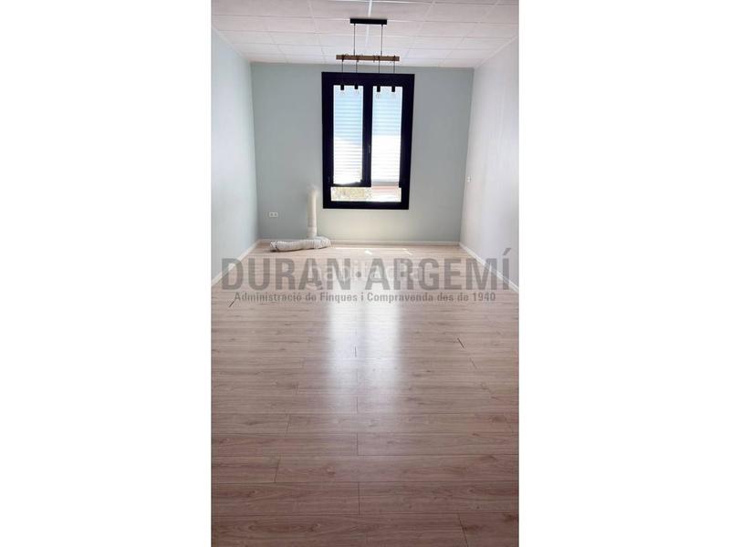 Foto 8ba3573f-e80b-4190-89b4-e1eac6e2fa96. Rent office space in Barri del Centre Terrassa