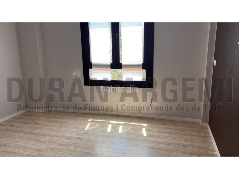 Foto 991498da-a2a6-4456-b69f-3ba74b933570. Rent office space in Barri del Centre Terrassa