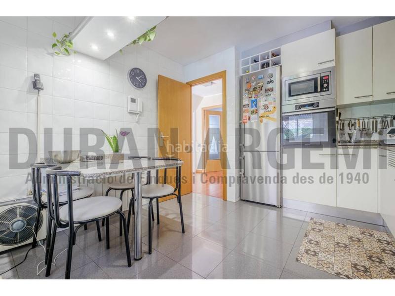 Foto 32787aa6-305a-4836-aa9a-f17231885f85. Casa unifamiliar adosada en venta en el barrio de ca naurell en Terrassa