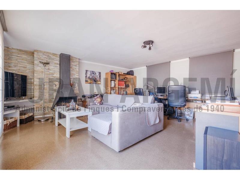 Foto c1e76009-dbf7-4670-8c08-0b470ca11c29. Casa unifamiliar adosada en venta en el barrio de ca naurell en Terrassa
