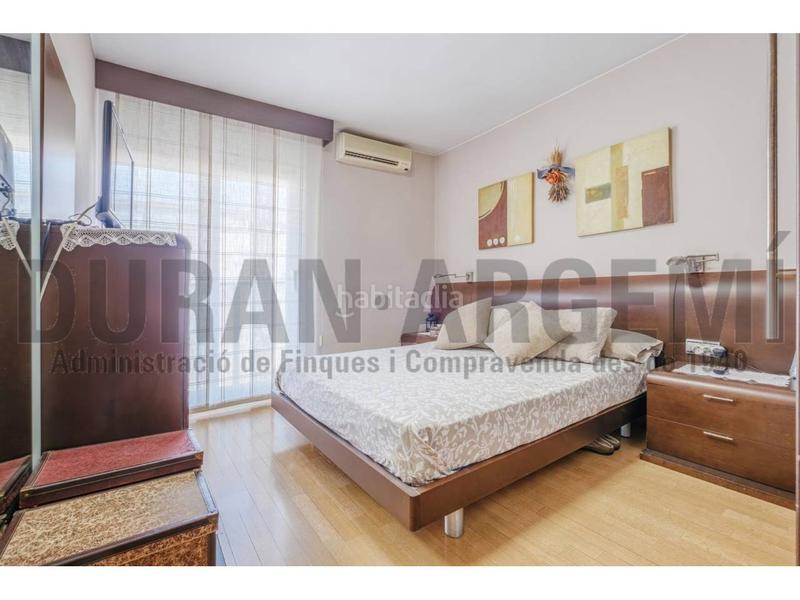 Foto c7dc1767-aa68-4adf-8bbd-74c308f8cae2. Casa unifamiliar adosada en venta en el barrio de ca naurell en Terrassa