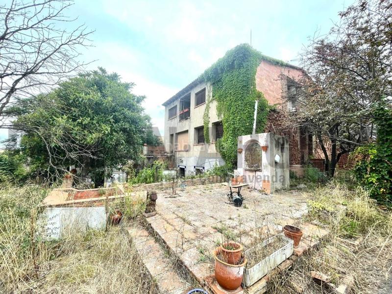 Foto d2b36d39-67a9-4efc-915f-ab603005e005. Casa  en venta en el centro en Vacarisses