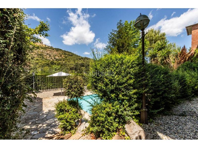 Foto c8dc28e8-966a-4c77-8429-6bc0d617bbf8. Chalet  en venta en castellar del vallés en Castellar del Vallès
