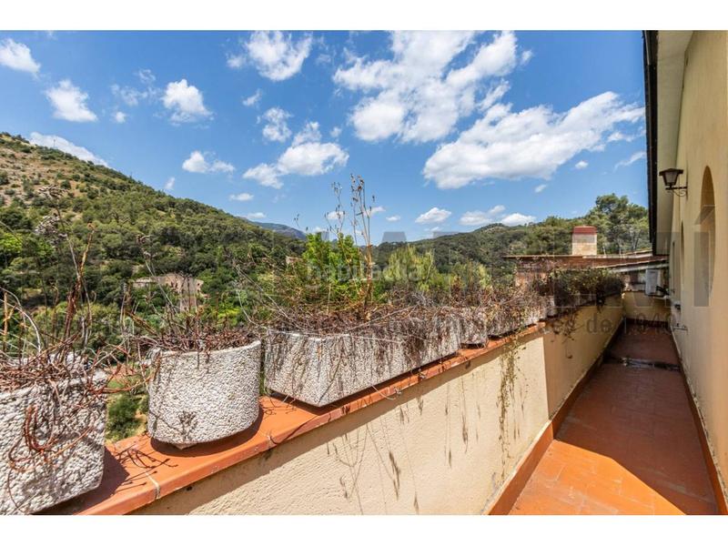 Foto d54f5da6-8260-4241-9fc3-f3449c19d465. Chalet  en venta en castellar del vallés en Castellar del Vallès