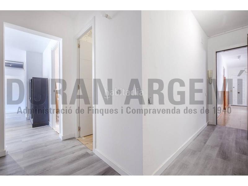 Foto 03aee3d6-6a54-40a4-988b-bc62a545f1ed. Àtic a La Cogullada Terrassa
