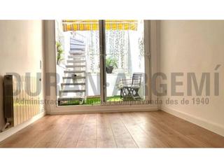 Casa  Sagrament. Casa adosada en venta en pere parres