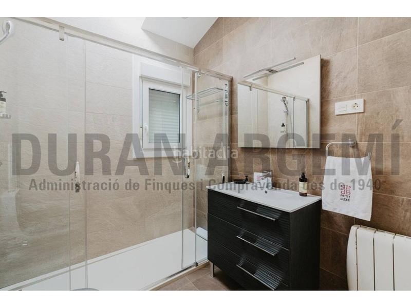 Foto 3c2c86c9-3cd4-4d55-add7-dea12709f9b5. Xalet amb calefacció aparcament piscina a Pinemar Pineda de Mar