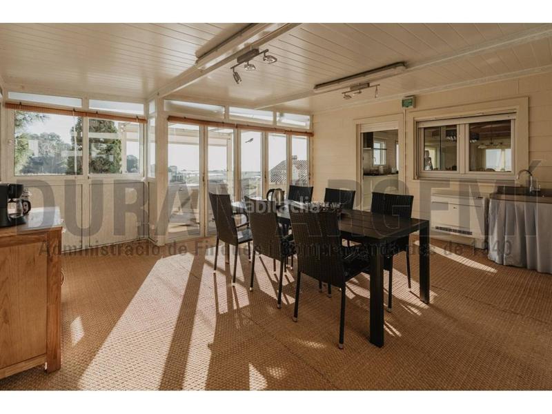 Foto 5400ea3f-d6da-4aad-b291-c26a9bd22ebc. Xalet amb calefacció aparcament piscina a Pinemar Pineda de Mar