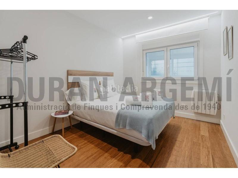 Foto 68d5bd01-9780-4d1d-88ed-6c33b3ff80a3. Xalet amb calefacció aparcament piscina a Pinemar Pineda de Mar