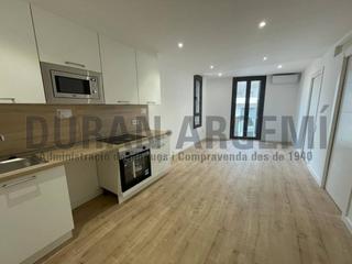 Miete Etagenwohnung  Teatre. Piso en alquiler al centre de terrassa