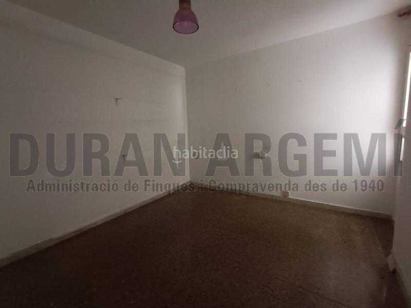 Foto 923c54e2-aa09-4720-82fe-5074743178c4. Flat with heating in Can Boada Terrassa