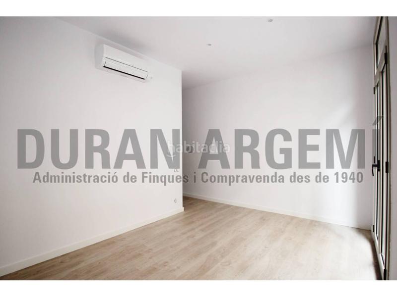 Foto 2ec6b7cc-93ce-4709-a480-f95fe3a8f10a. Alquiler oficina en de la rasa 11 oficina en alquiler en el centro en Terrassa