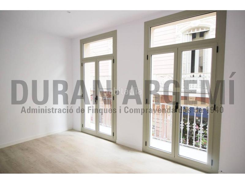 Foto 4dbb5110-dddc-47e9-bbb0-589caf3c9126. Alquiler oficina en de la rasa 11 oficina en alquiler en el centro en Terrassa