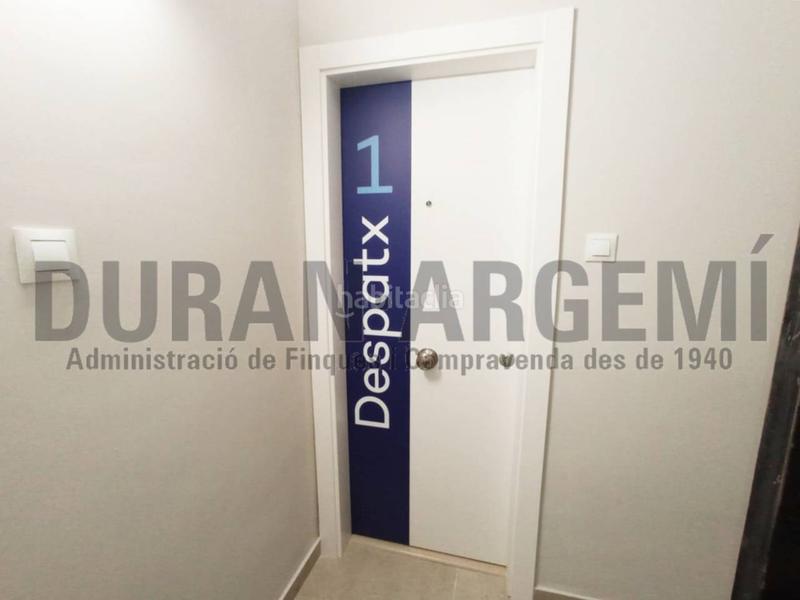 Foto 51cfdcb5-d0d7-42c6-b7f0-58e0d4b3687d. Alquiler oficina en de la rasa 11 oficina en alquiler en el centro en Terrassa