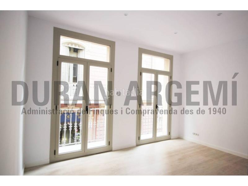 Foto f3ff6e62-ff79-46a9-8d49-44a68265e183. Alquiler oficina en de la rasa 11 oficina en alquiler en el centro en Terrassa