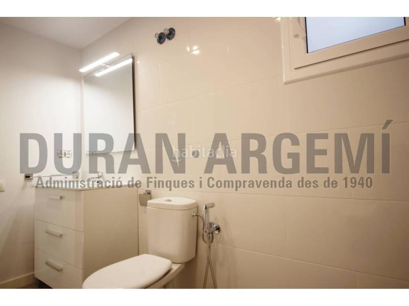 Foto 3c83cc1f-448e-4596-b7c0-a9178cc57693. Lloguer oficina a de la rasa 11 a Barri del Centre Terrassa