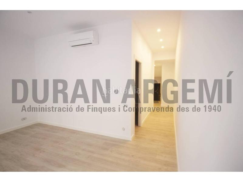 Foto 3f3bfc87-6dd3-4f89-a61a-9edbf2c1f2cf. Location bureau dans de la rasa 11 dans Barri del Centre Terrassa