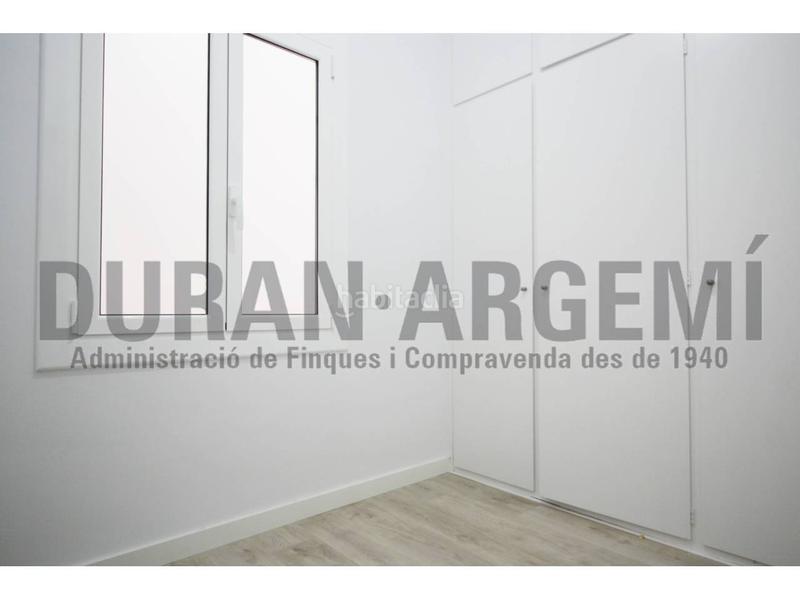 Foto 5204bc93-6270-49a4-99f0-032b42193b6b. Location bureau dans de la rasa 11 dans Barri del Centre Terrassa