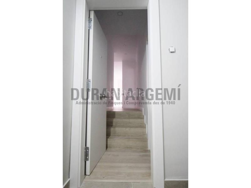 Foto 73c32bf8-4685-4a03-86f1-91dd1e1e33c0. Location bureau dans de la rasa 11 dans Barri del Centre Terrassa