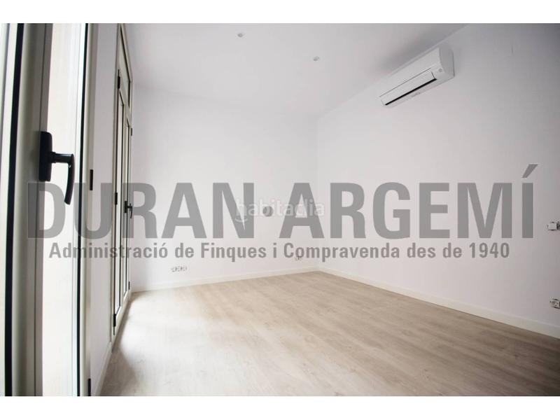 Foto cb1c6702-e203-4763-b249-a9b2b34c8c14. Location bureau dans de la rasa 11 dans Barri del Centre Terrassa