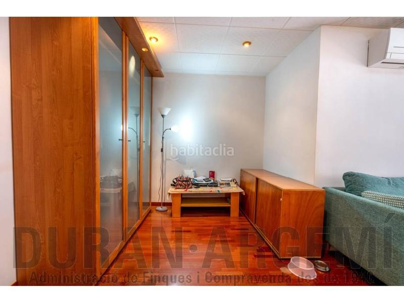 Foto 4b13babc-4663-4baf-b860-ba83d843504a. Casa  unifamiliar adosada en el centro en Barri del Centre Terrassa