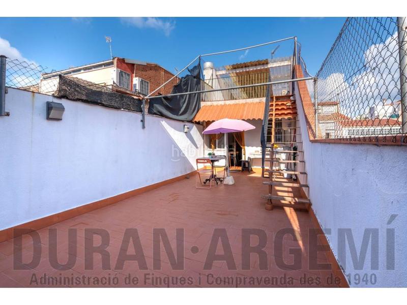 Foto 847da84f-2d01-4080-bdc3-7e66432fb8cc. Casa  unifamiliar adosada en el centro en Barri del Centre Terrassa