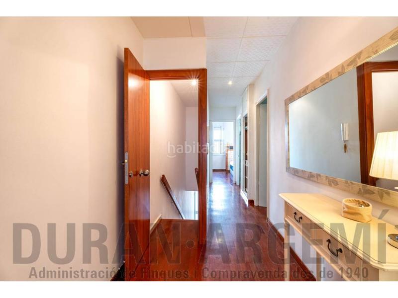 Foto cdbfa9cd-cf69-4790-8a9a-30451037a043. Casa  unifamiliar adosada en el centro en Barri del Centre Terrassa