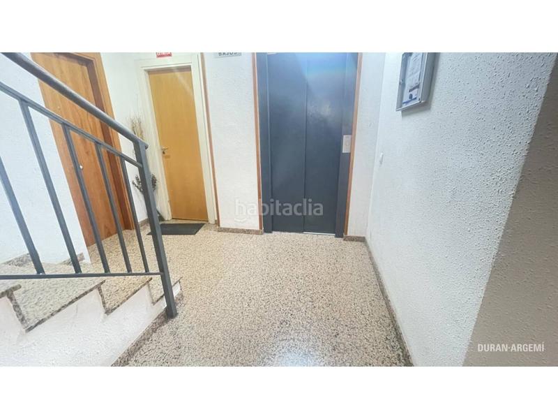 Foto 11107b70-761f-4123-8f75-5f4fbc63dc25. Dúplex amb calefacció aparcament a Egara Terrassa